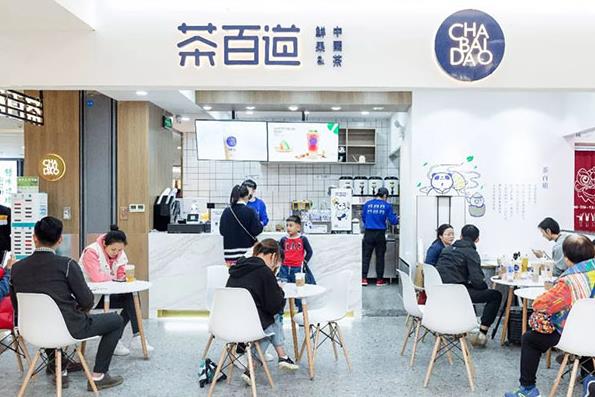 2021年奶茶店赚钱吗？球友会加盟店日均销售额多少？